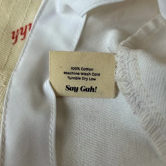 Lisa Says Gah - Britt Bucket Hat - Picture 6 of 9